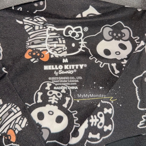 Hello Kitty Halloween Pajama Set - Picture 7 of 8